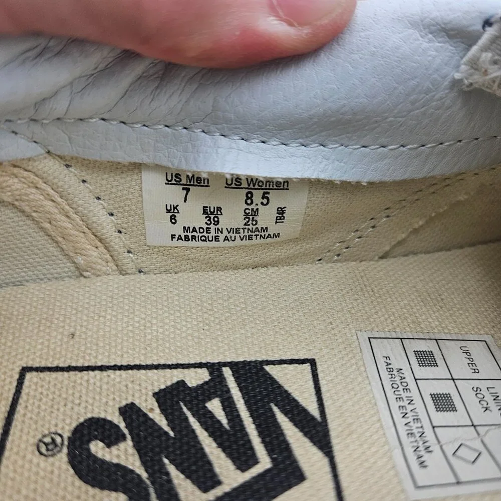 VANS Off The Wall Polka Dot Shoe Size 8.5 - Picture 7 of 8